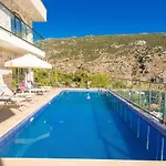 İslamlar 4 Bedroom Secluded With Private Pool Hot Tub Vila *