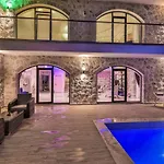فيلة İslamlar 4 Bedroom Secluded With Private Pool Hot Tub