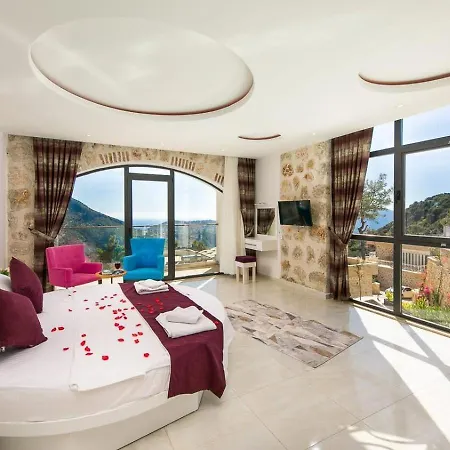 Villa İslamlar 4 Bedroom Secluded With Private Pool Hot Tub