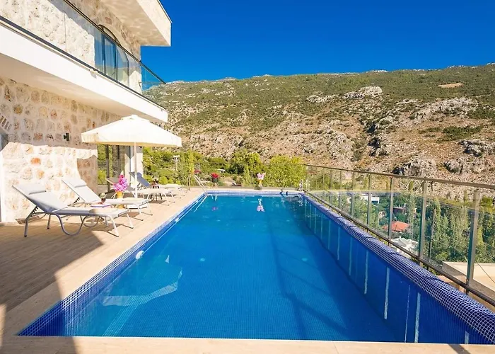 İslamlar 4 Bedroom Secluded With Private Pool Hot Tub 别墅 *