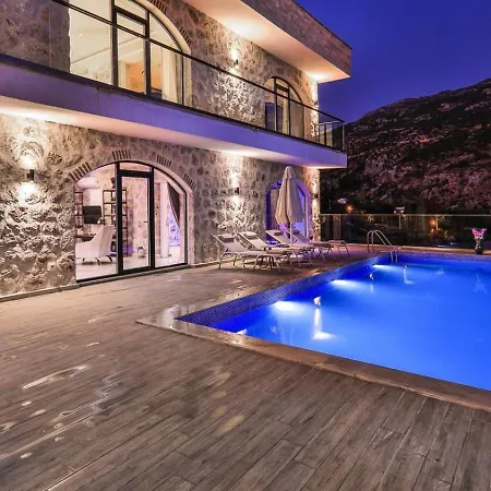 İslamlar 4 Bedroom Secluded With Private Pool Hot Tub *
